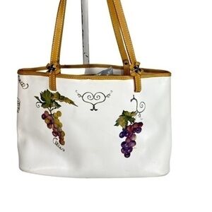Francesco Biasia White Leather Transformed Bag Grapes Vintage Vineyard Top ZIP